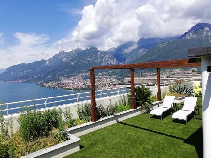 Attico With Big Terrace In Residence With Pool Valbrona Ngoại thất bức ảnh