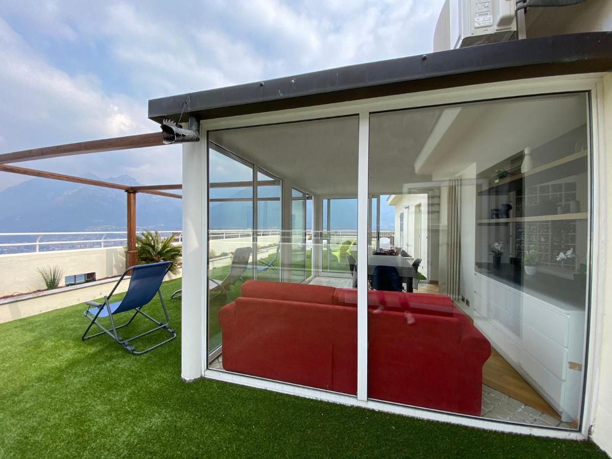 Attico With Big Terrace In Residence With Pool Valbrona Ngoại thất bức ảnh