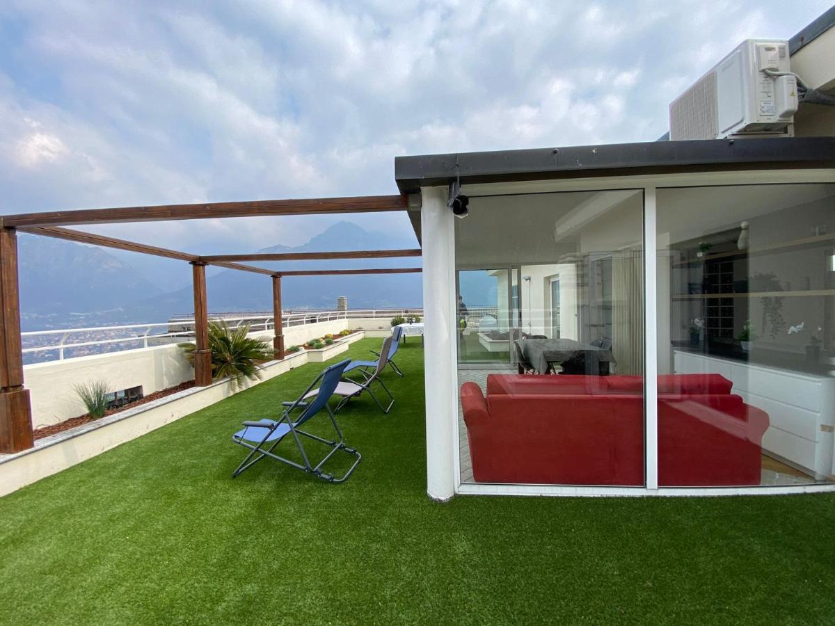 Attico With Big Terrace In Residence With Pool Valbrona Ngoại thất bức ảnh